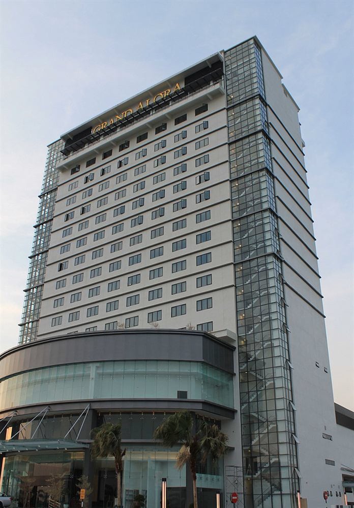 Grand Alora Hotel 2/49