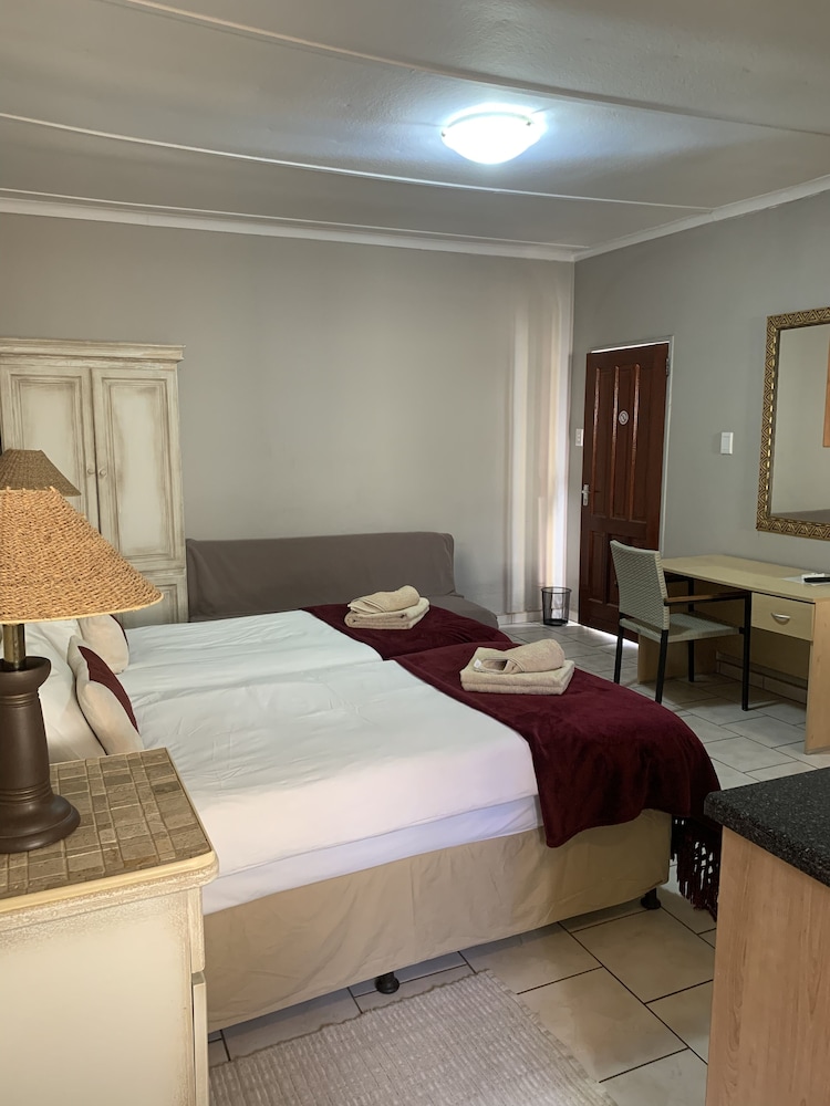 Hotel Pension Casa Africana 14/50