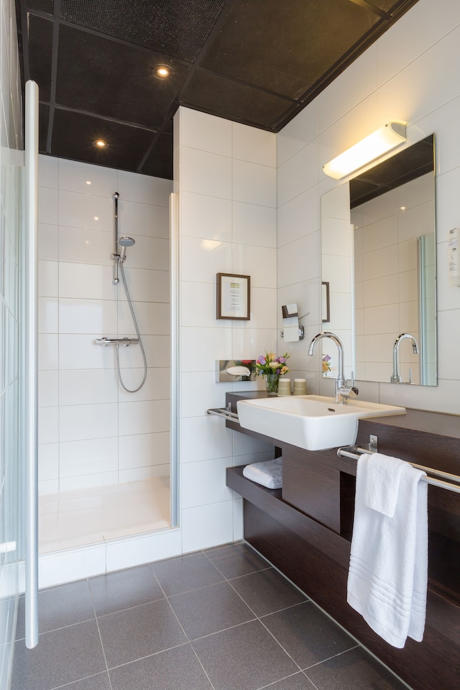 Boutique Hotel Lumiere 7/28