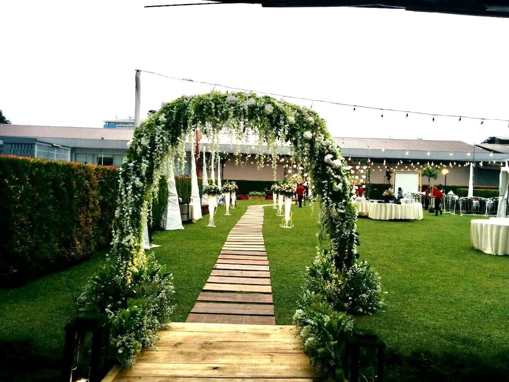 Swiss-Belinn Cawang 8/64