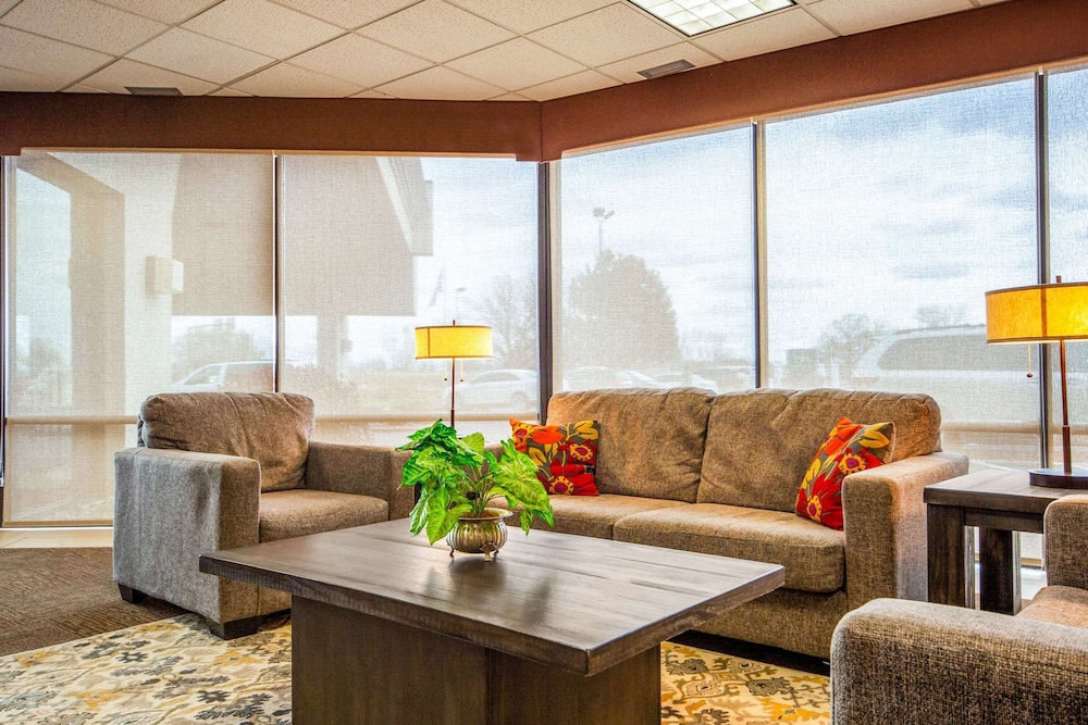 Quality Inn and Conference Center I-80 Grand Island 32/58