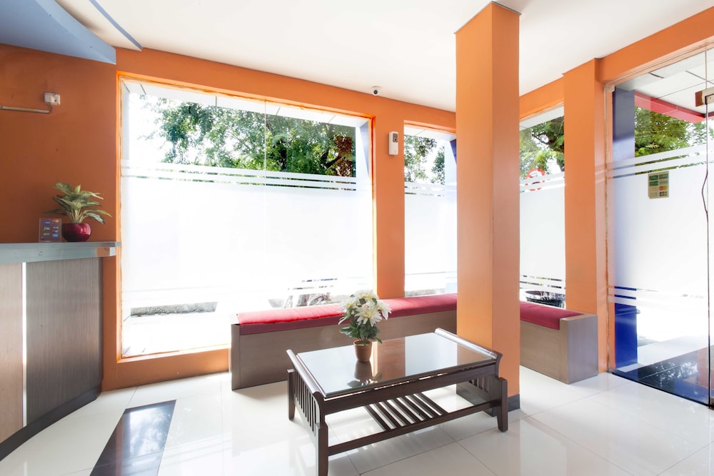Reddoorz Plus Jalan Pemuda Jakarta 28/34