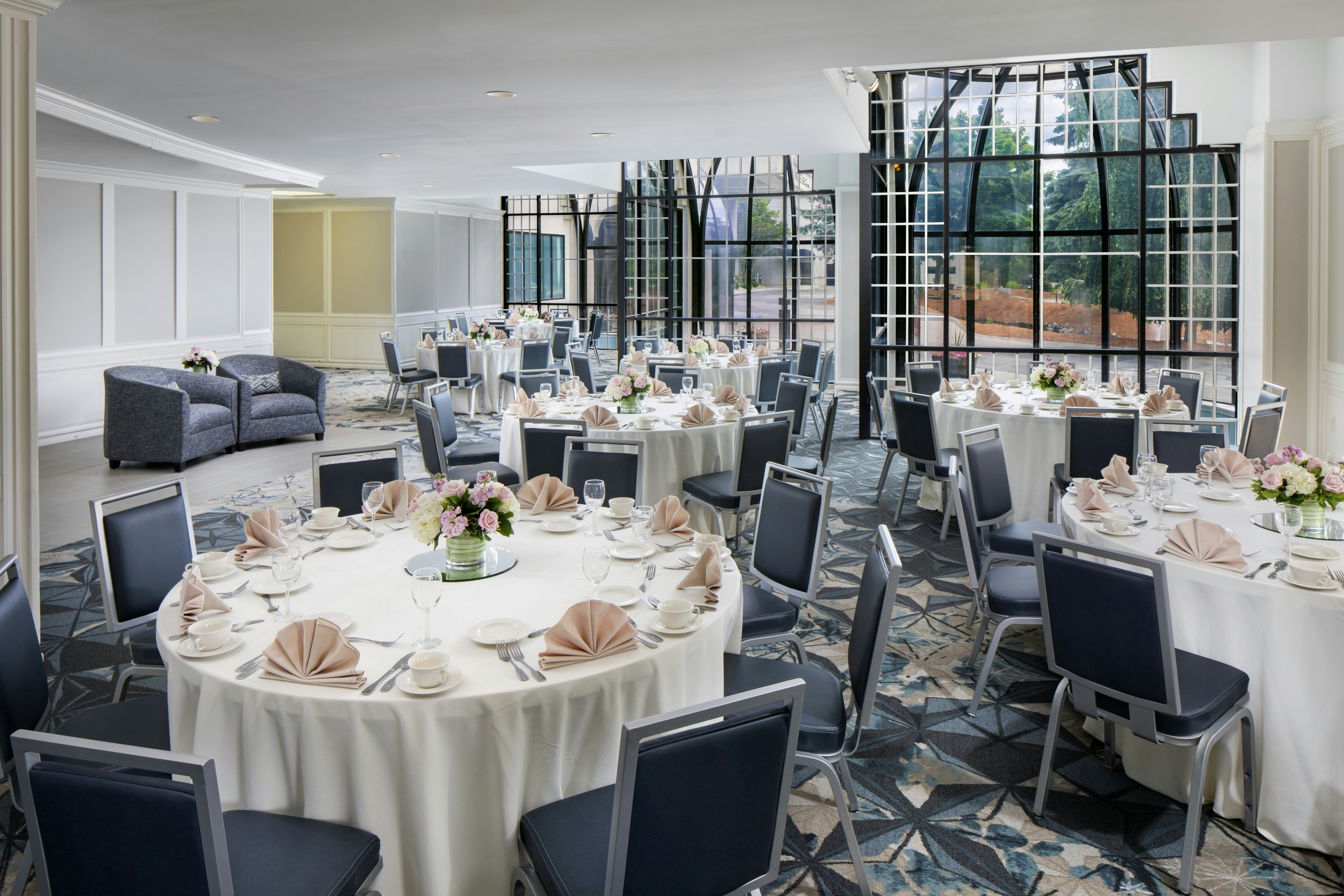 DoubleTree by Hilton Nashua 13/33