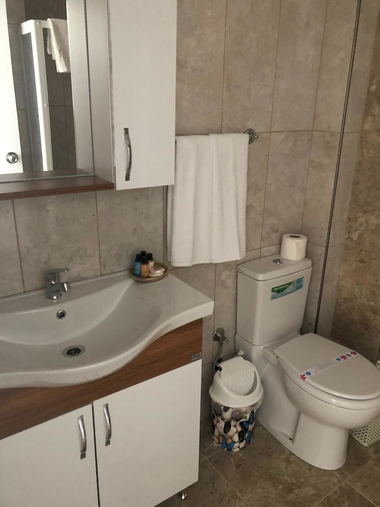 Valeri Beach Hotel 49/50