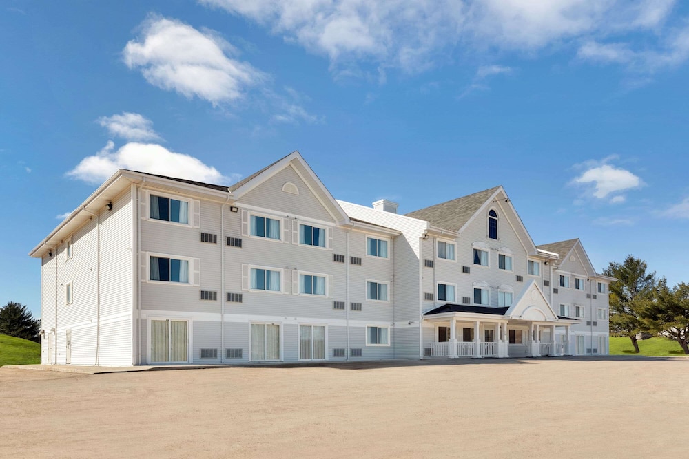 Ramada by Wyndham Miramichi New Brunswick 1/34