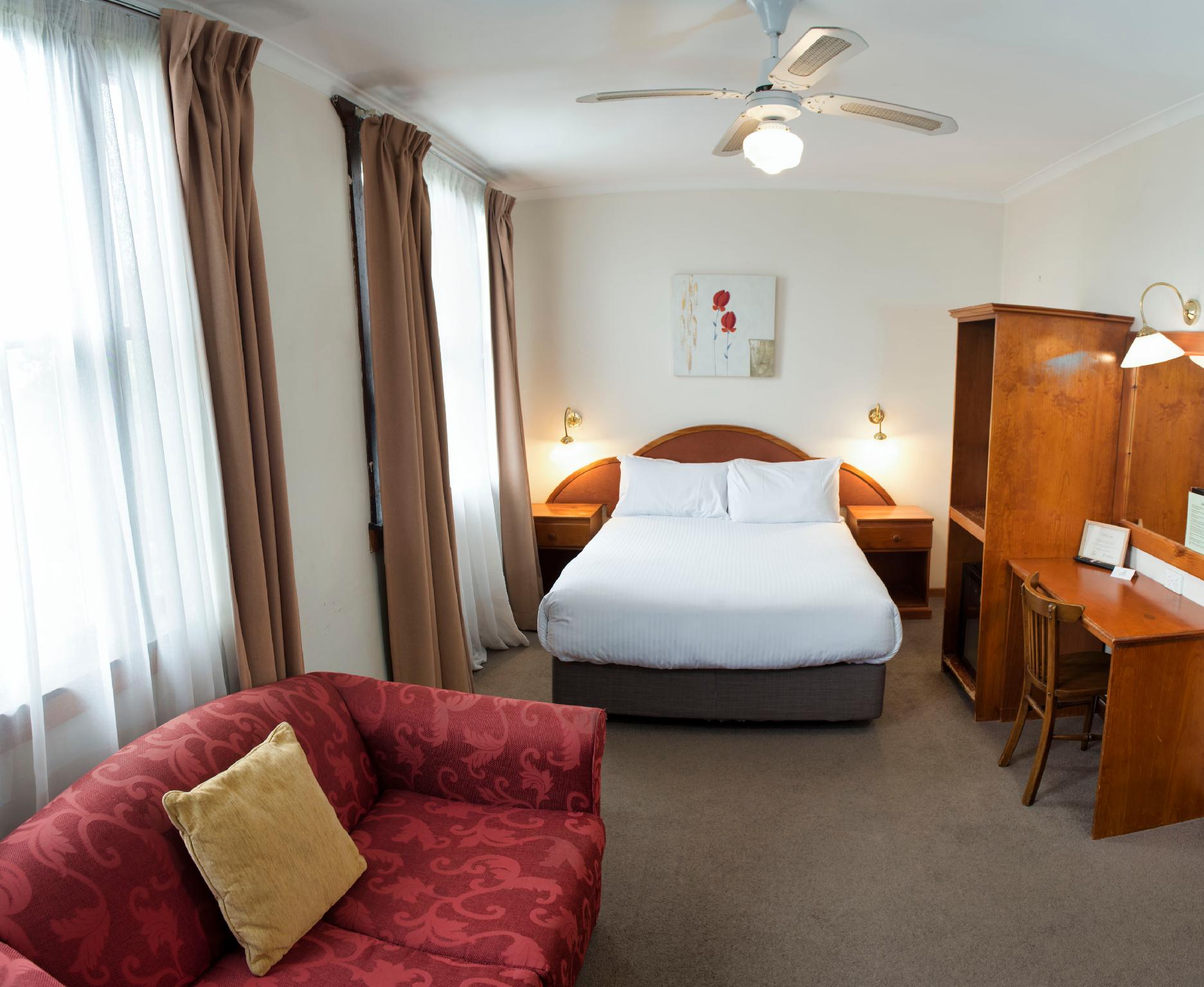 Room, Queen Bed