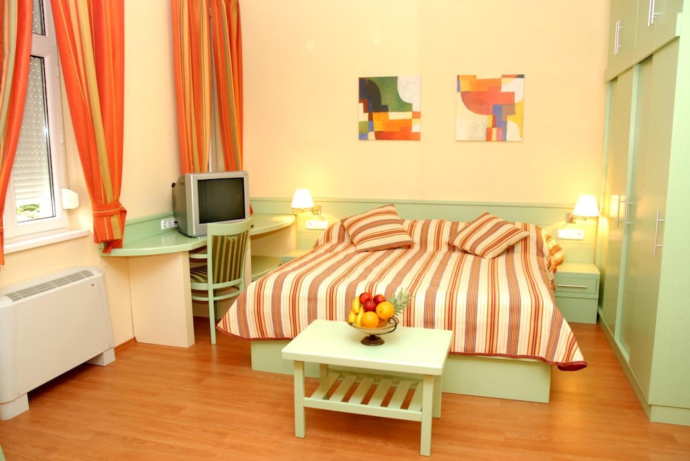 Aparthotel Kalma 25/43