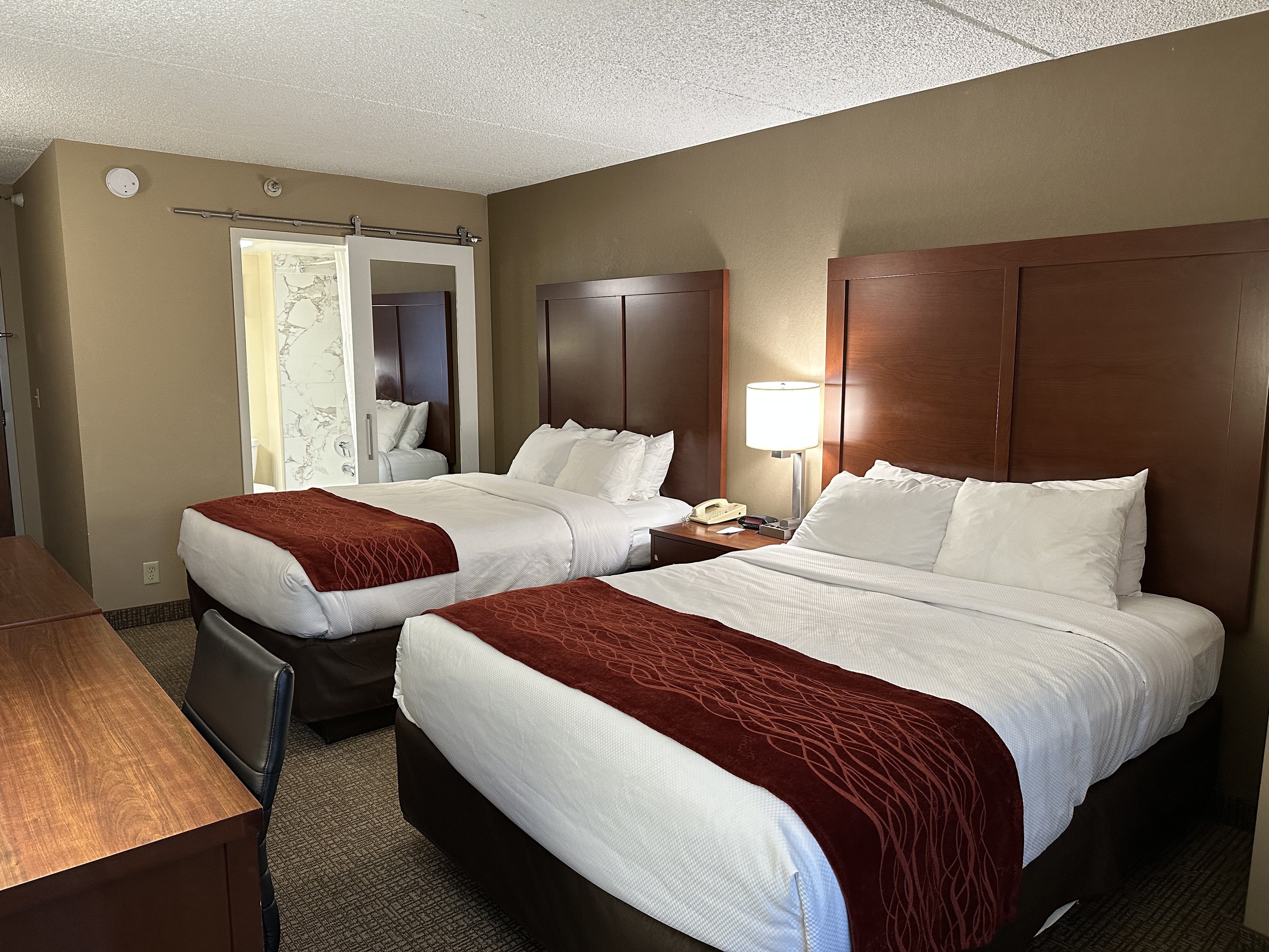 Holiday Inn Express And Suite Eden Prairie Minneapolis 12/57