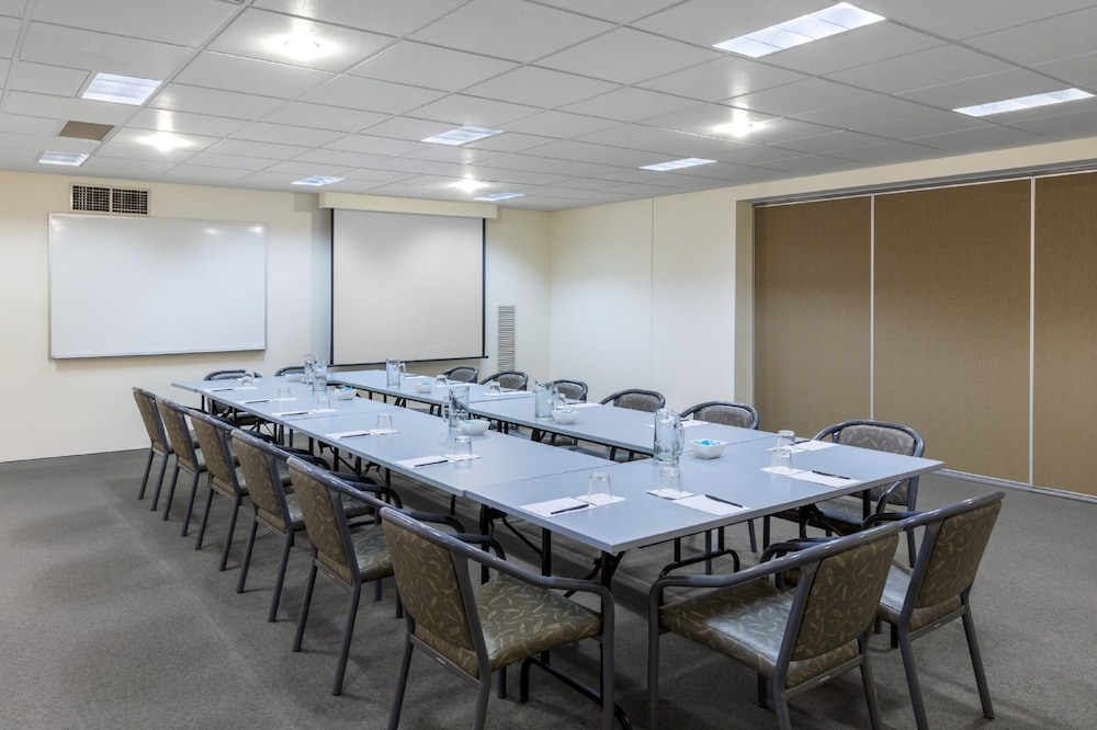 Nesuto Canberra Apartment Hotel 49/58