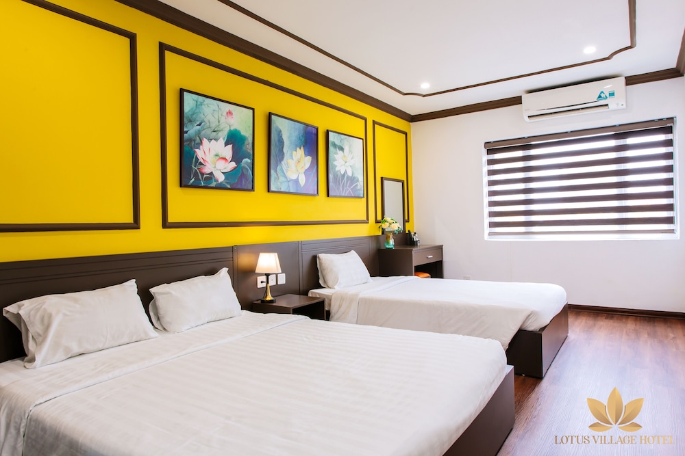 Hanoi Buddy Inn & Travel 12/99