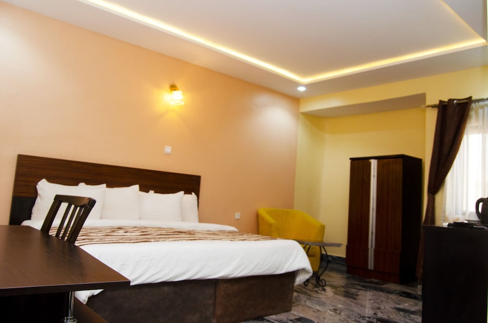 Residency Hotel Area 11 14/46
