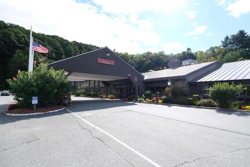 Fireside Inn Suites West Lebanon 44/53