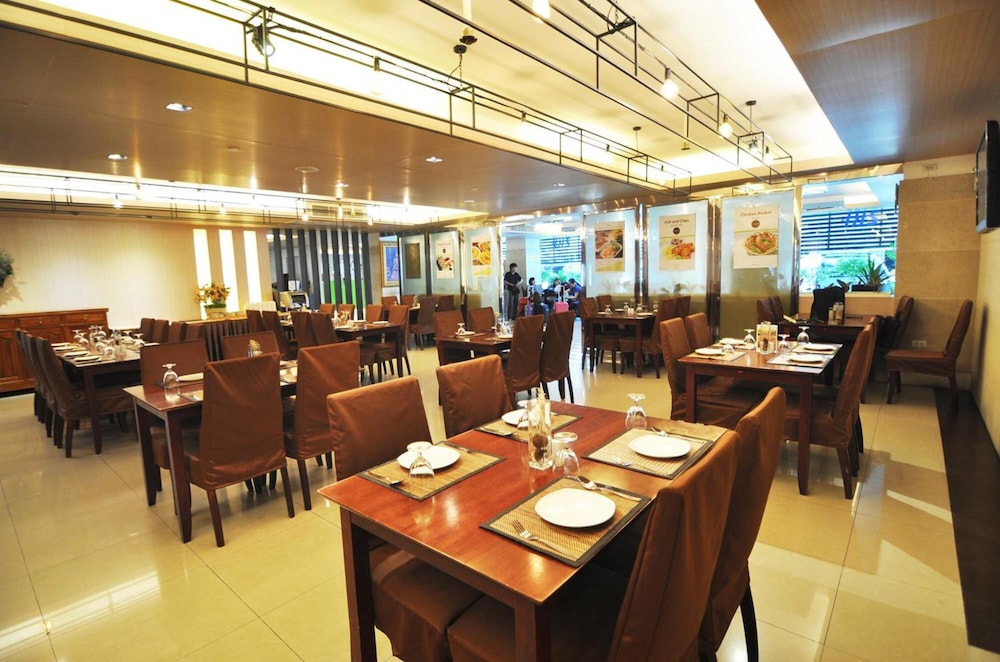 Centric Place Hotel 48/66