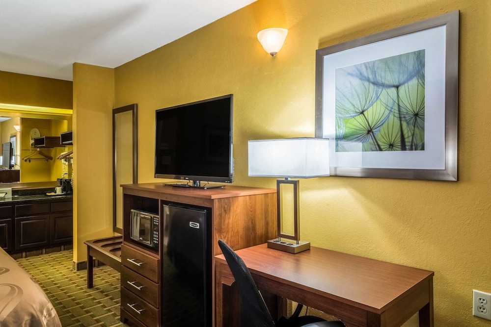 Quality Inn Washington, GA 25/34