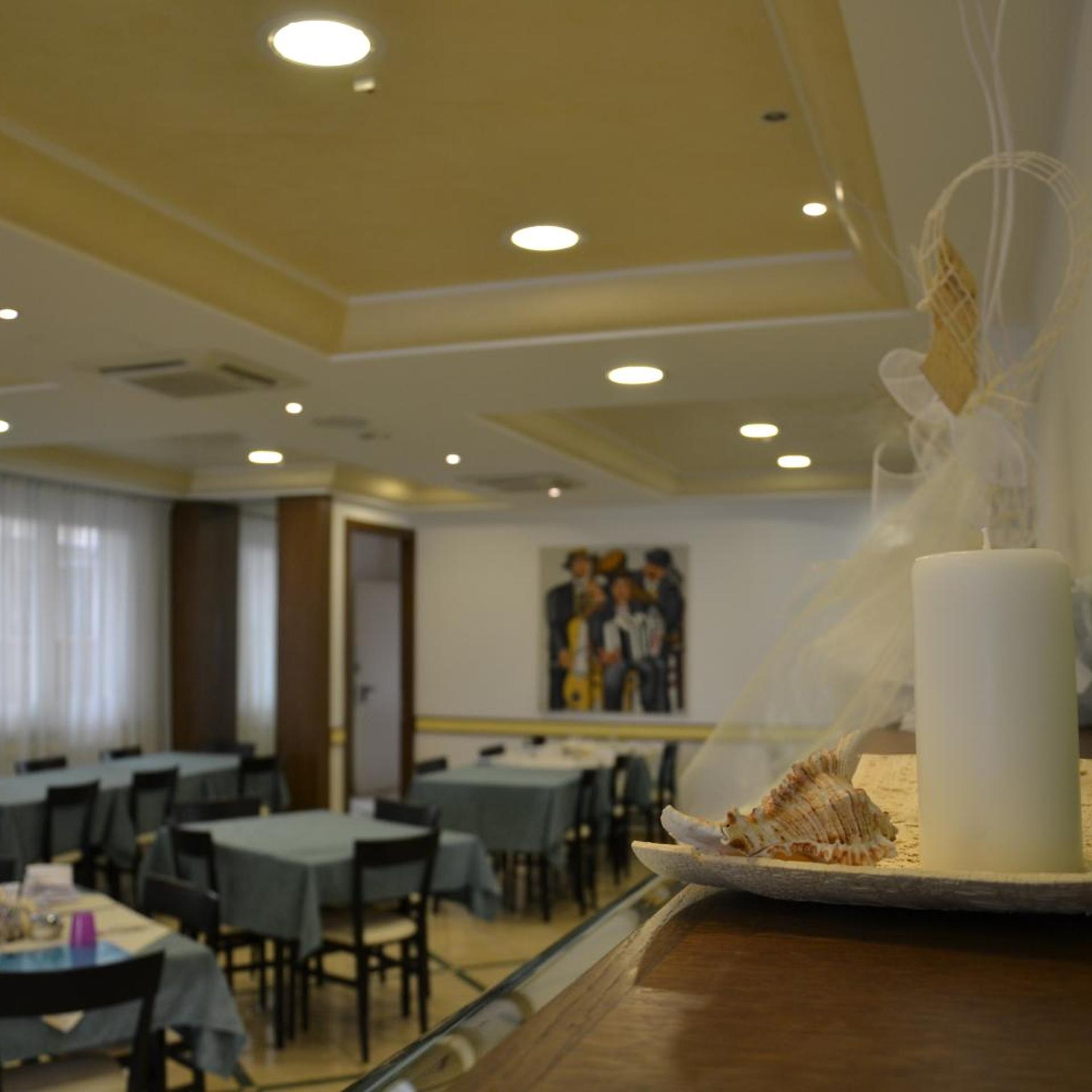 Hotel Ariston 24/32