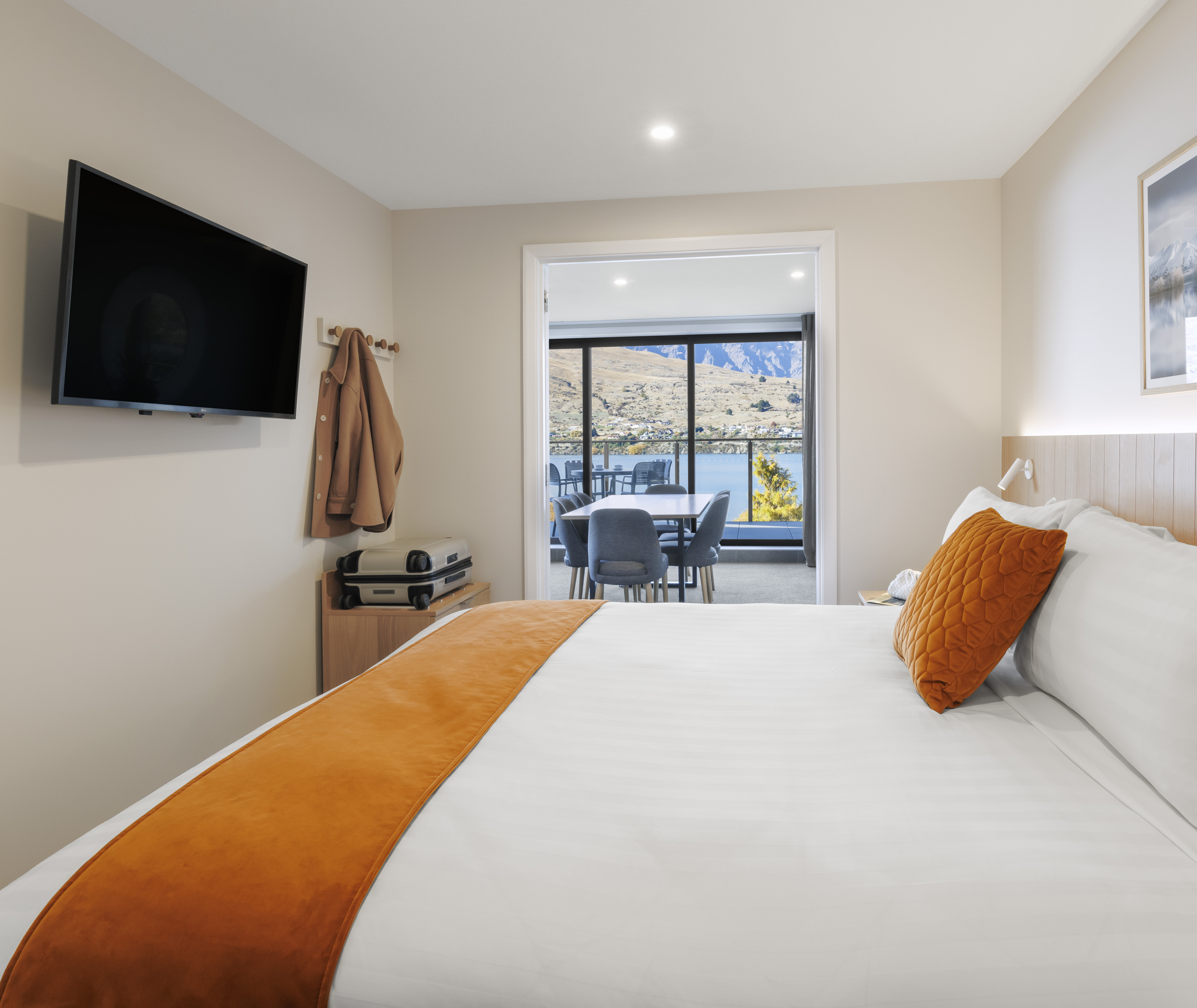 3 Bedrooms, Penthouse, Apartment