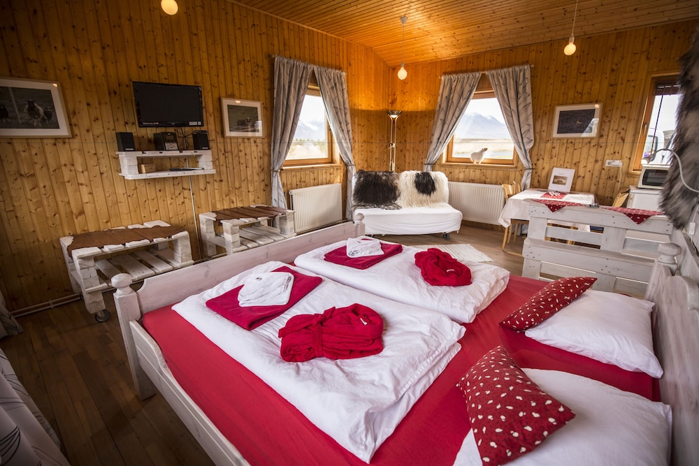 Hestasport Cottages 6/50