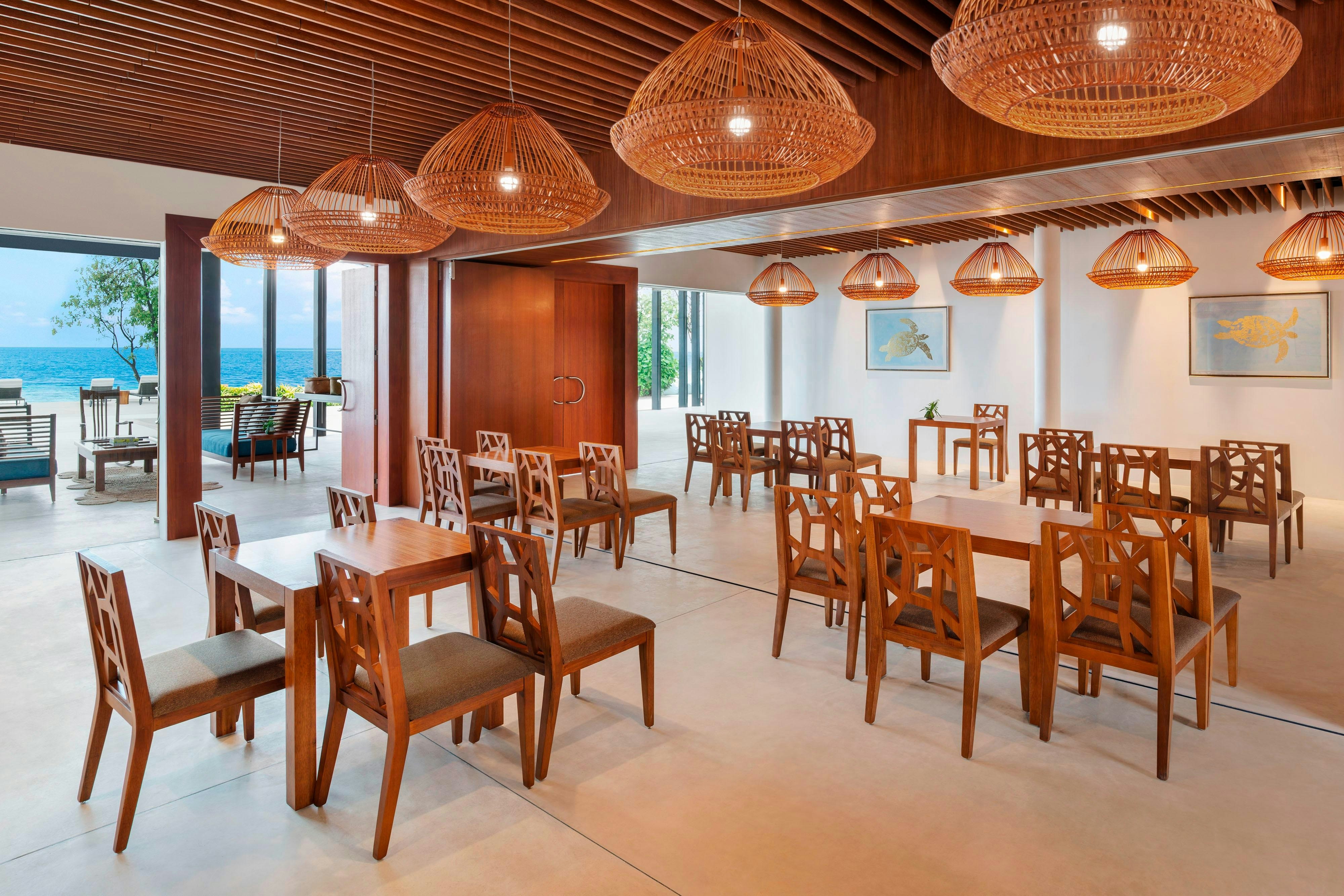 The Westin Maldives Miriandhoo Resort 126/147