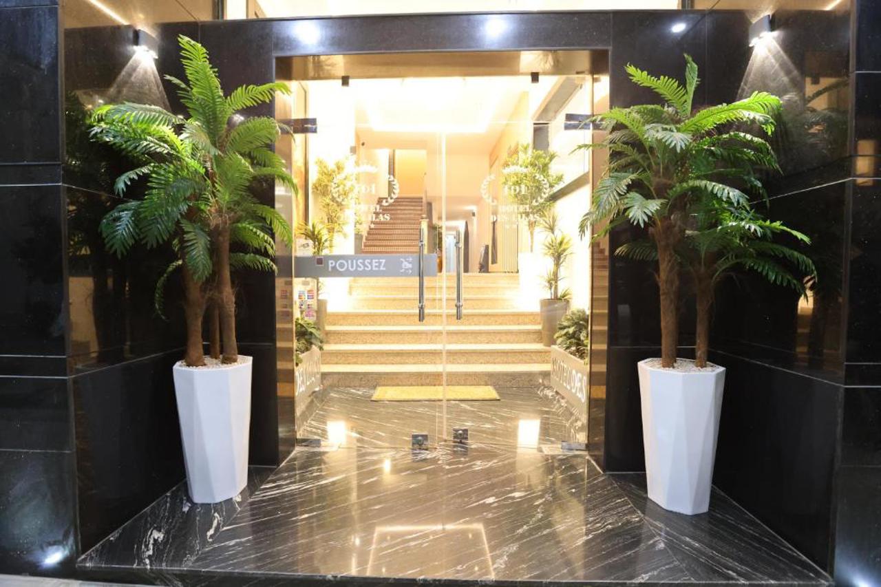 Hotel Des Lilas 7/18