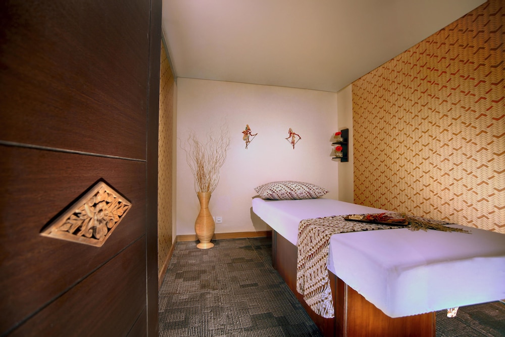 Atria Hotel Malang 39/63