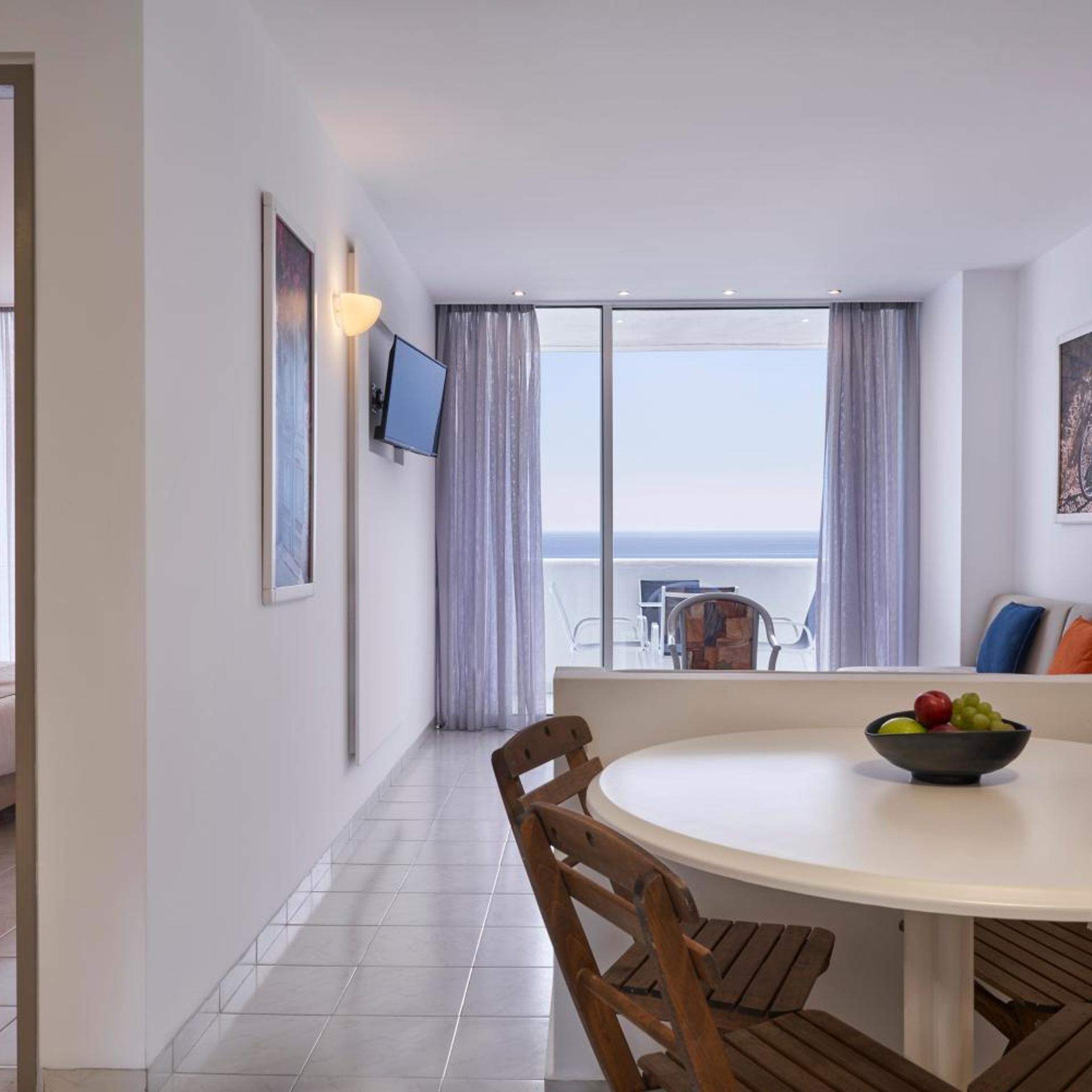 Apartment, Lateral Side Sea View