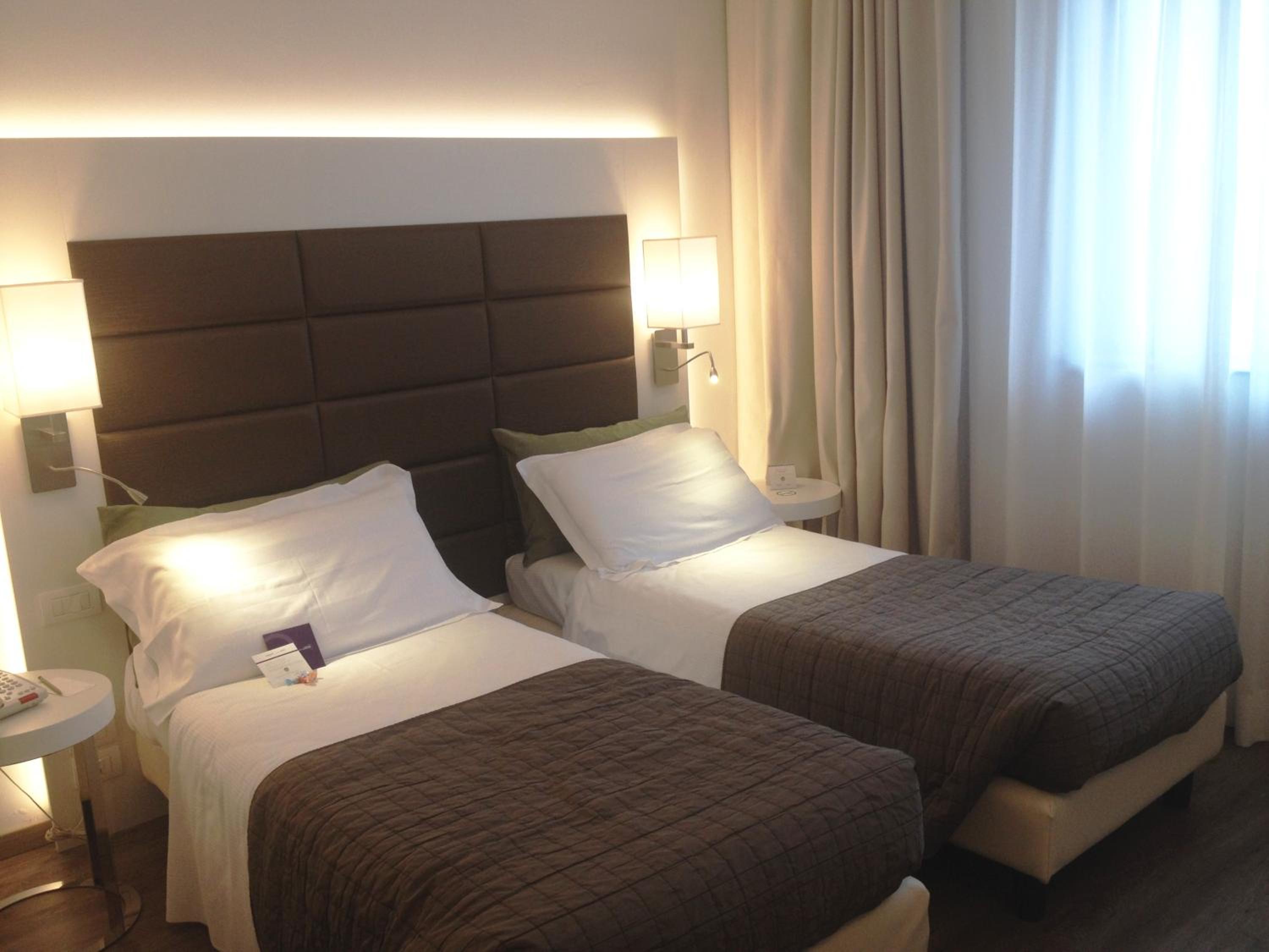 STANDARD, TWIN BEDS