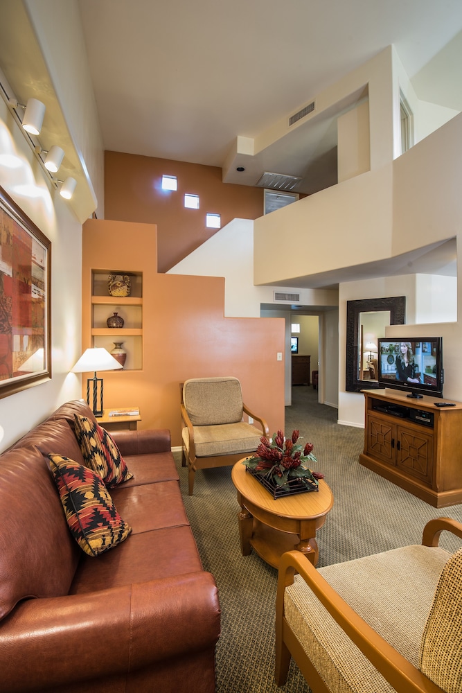 Villas of Cave Creek 28/42