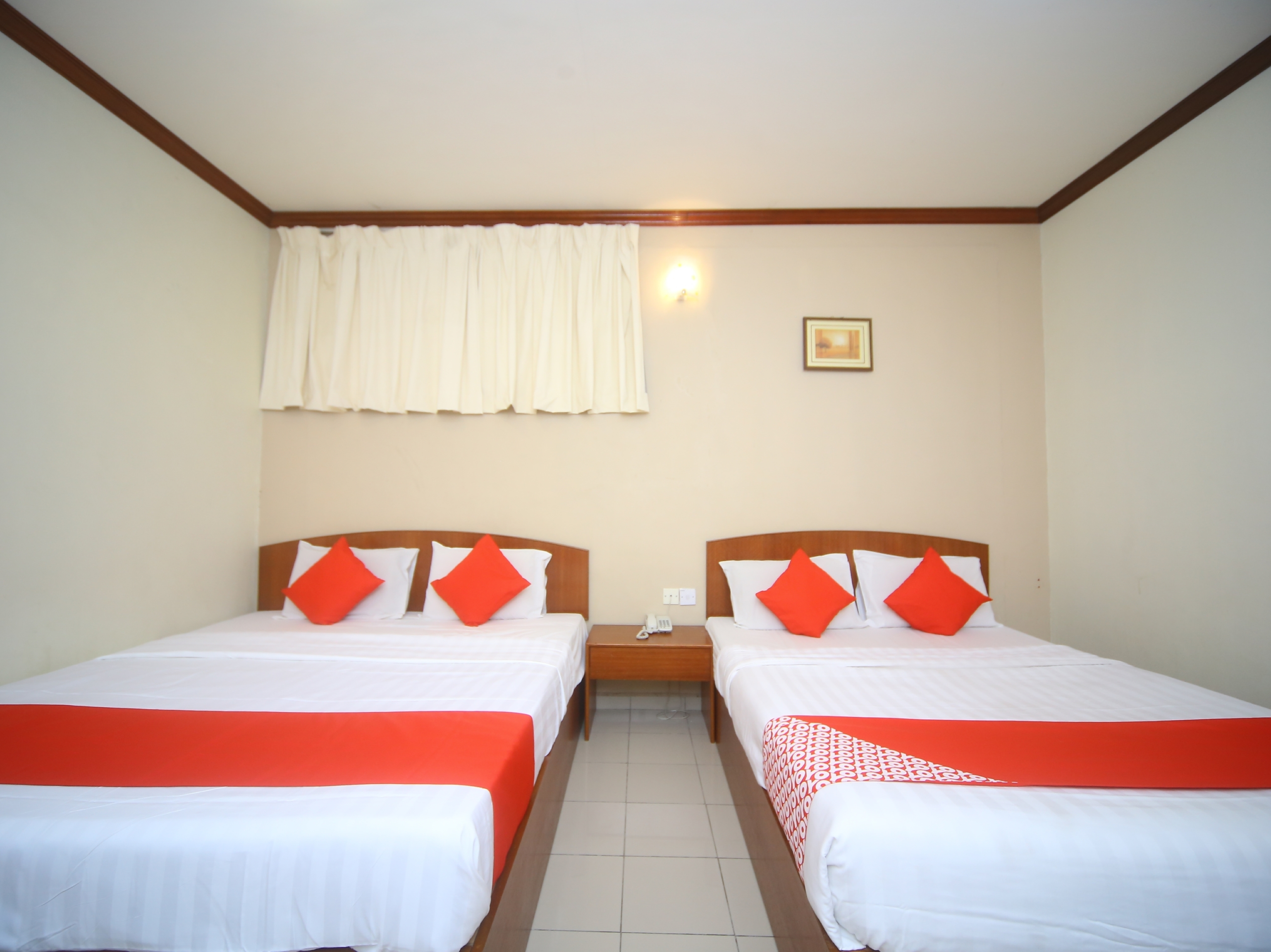 Room at OYO 1027 Hotel London, SANDAKAN