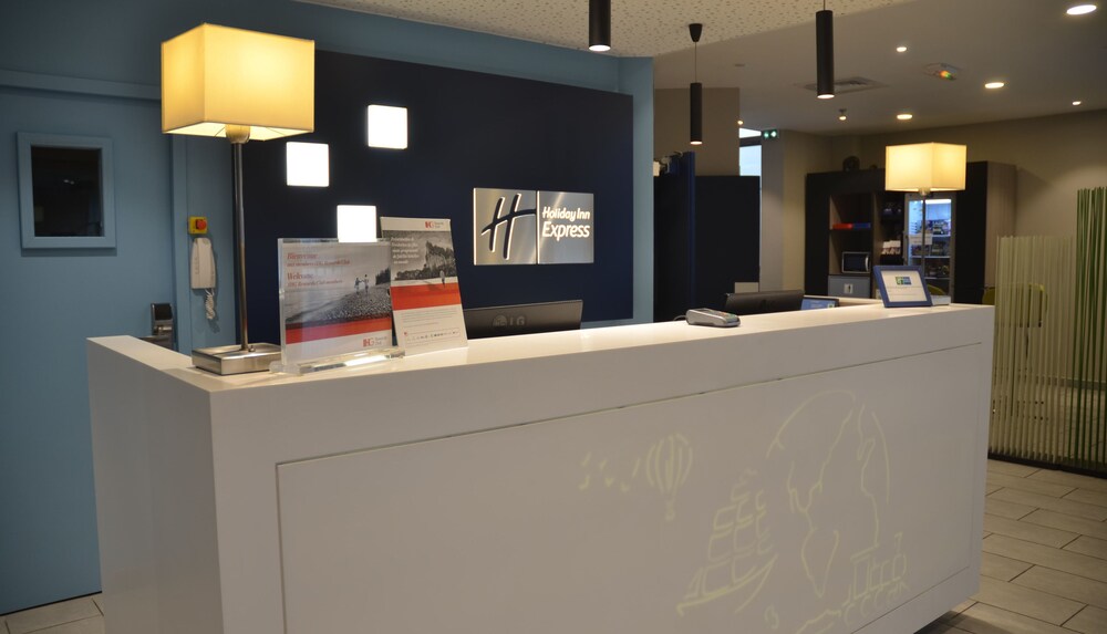 HOLIDAY INN EXPRESS AMIENS 6/73