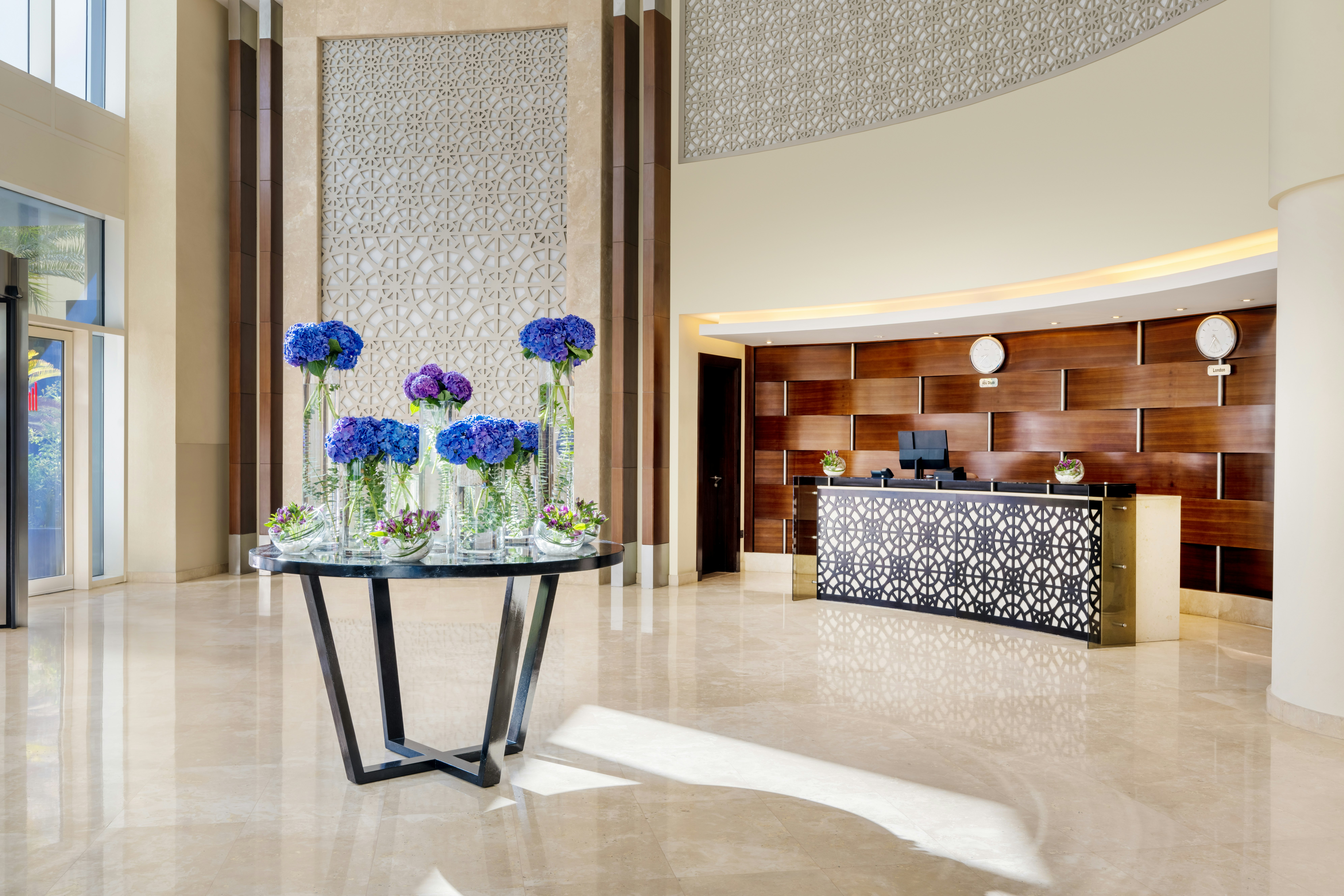 Grand Millennium Al Wahda Hotel 12/94