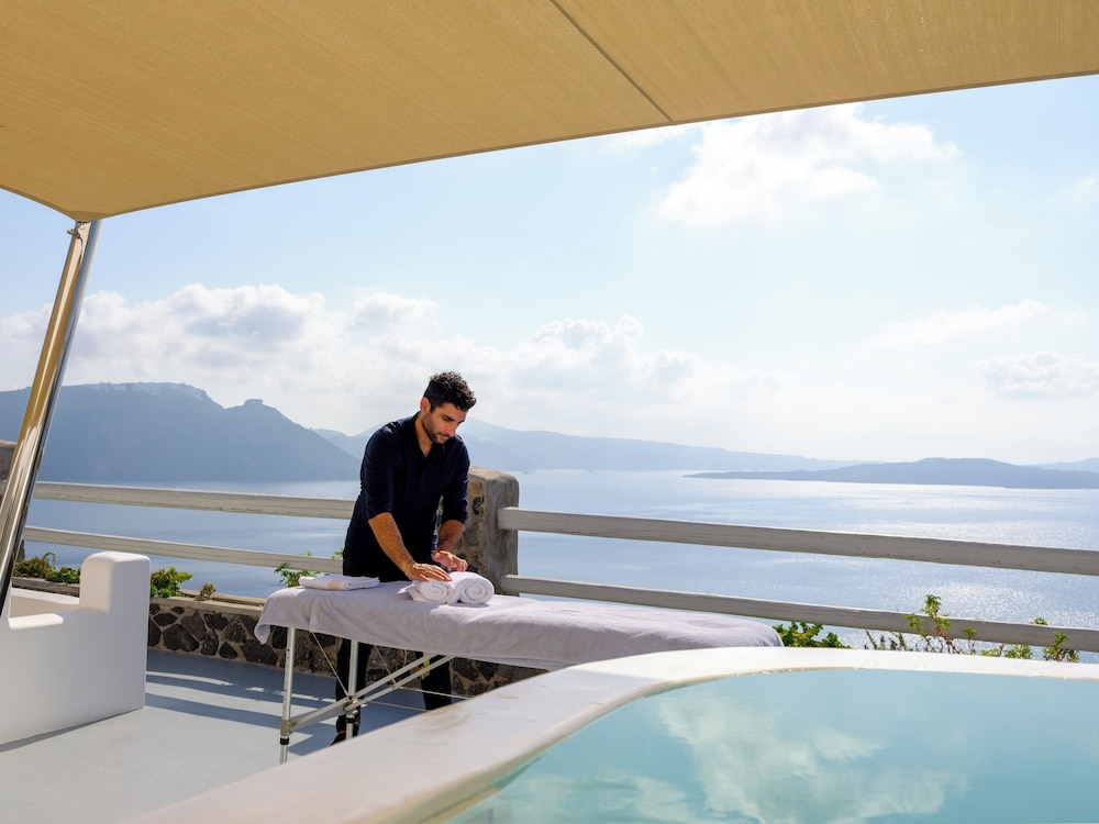Thirea Suites and Studios - Adults Only 23/50