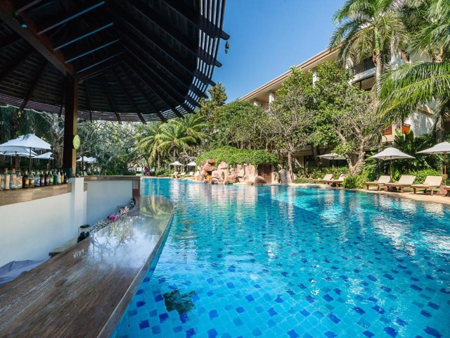Grand Ravindra Hotel & Convention Centre 10/10