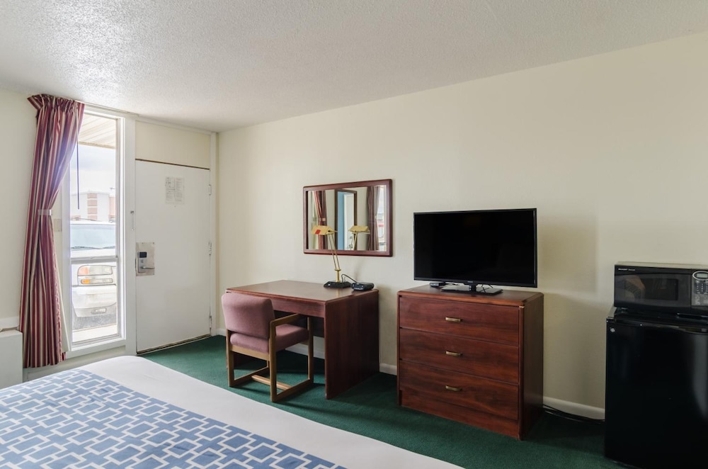 Alamo Inn Suites 21/61