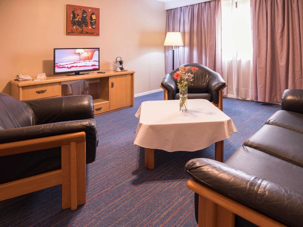 Mercure Alger Aeroport 54/78