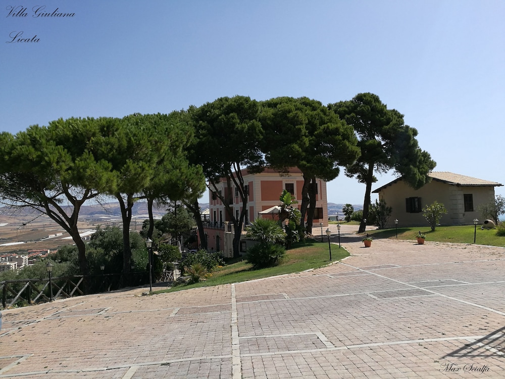 Villa Giuliana 48/50