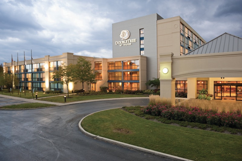 Doubletree By Hilton Chicago Arlington Heights 9/9