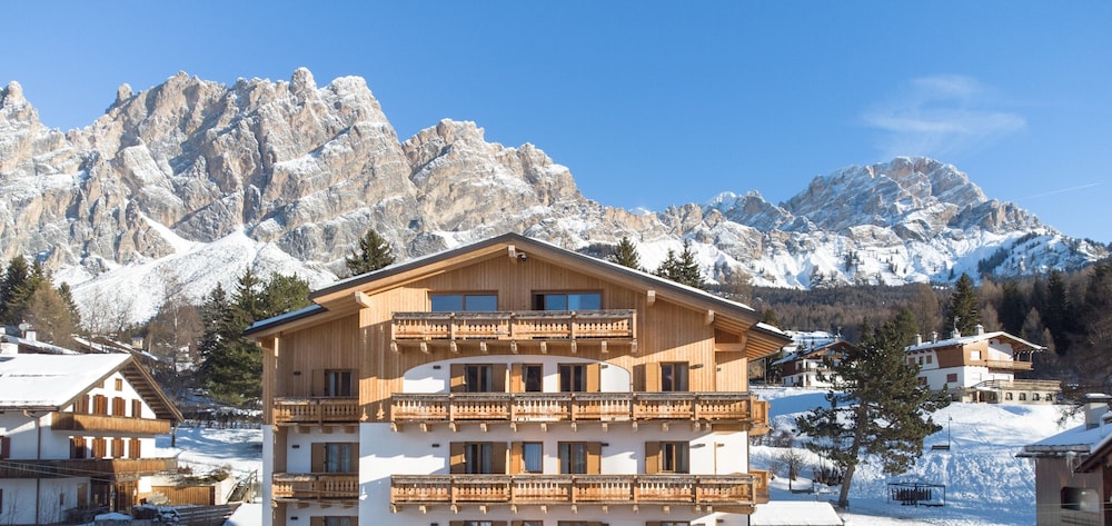 Camina Suite & Spa 5/50