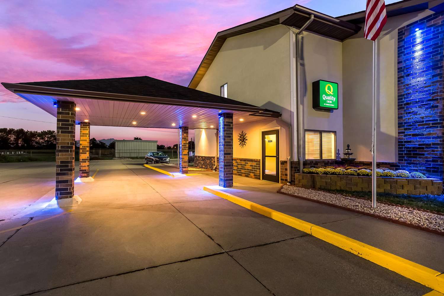 Quality Inn Galesburg near US Highway 34 and I-74 23/23
