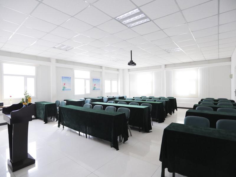 GreenTree Inn Baoding Sanfeng Road Agricultural University Shell Hotel 18/19