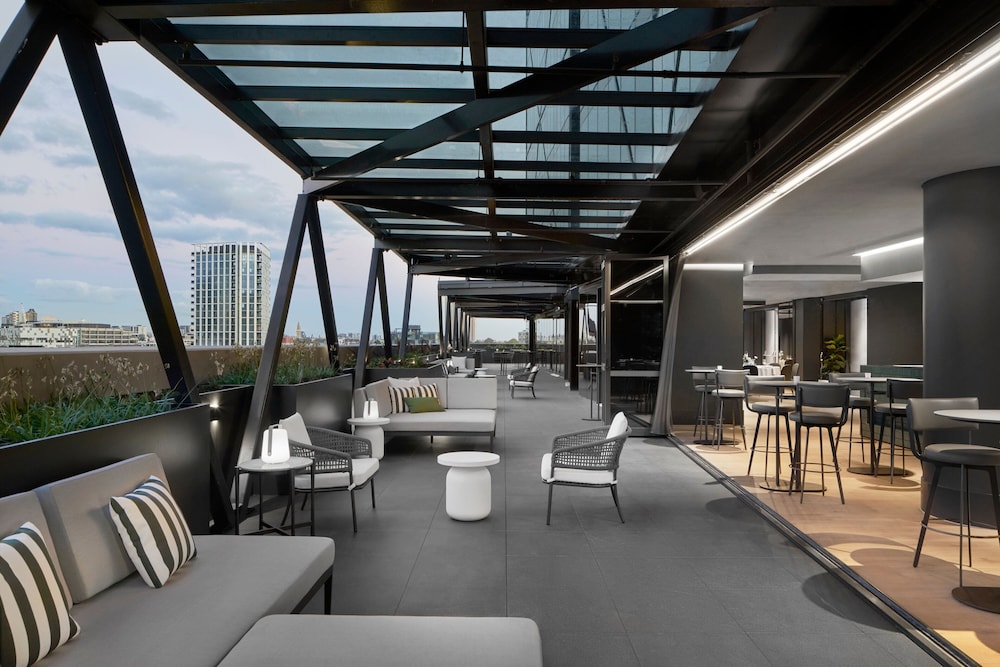 AC Hotel Melbourne Southbank 38/50