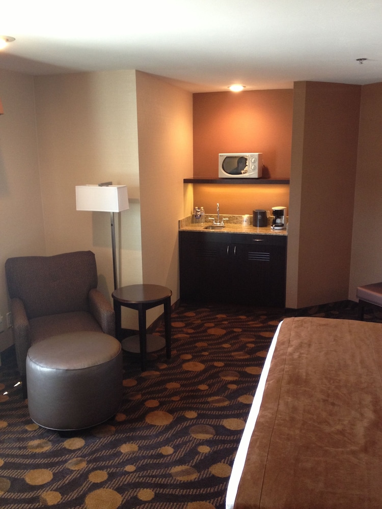 Best Western Plus Suites Hotel Coronado Island 29/36