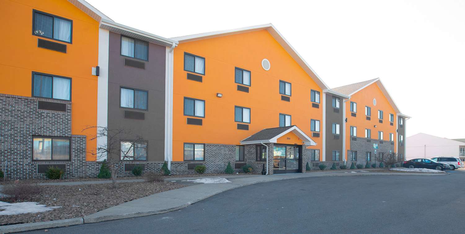 Quality Inn & Suites Hammond Near I-8090 15/15