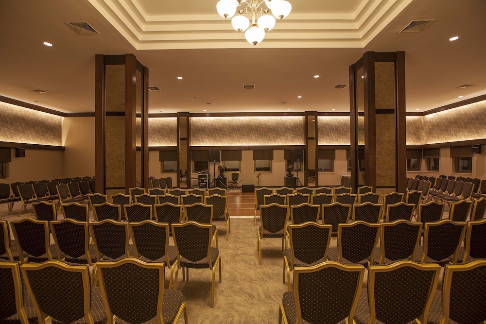 Grand Hotel Gaziantep 65/68