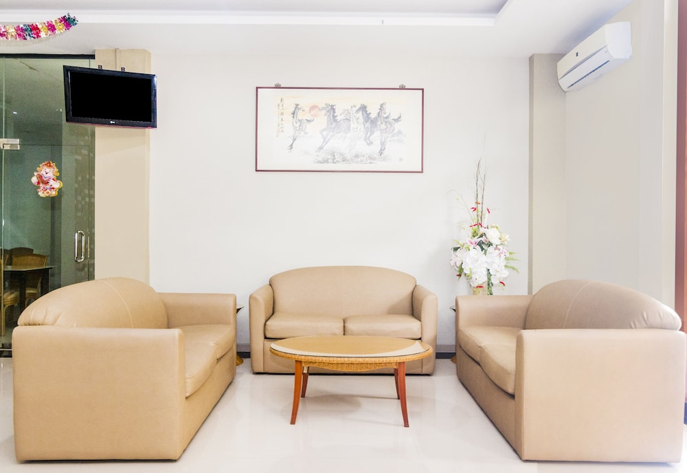 Oyo 1867 Kara Guest House 34/43