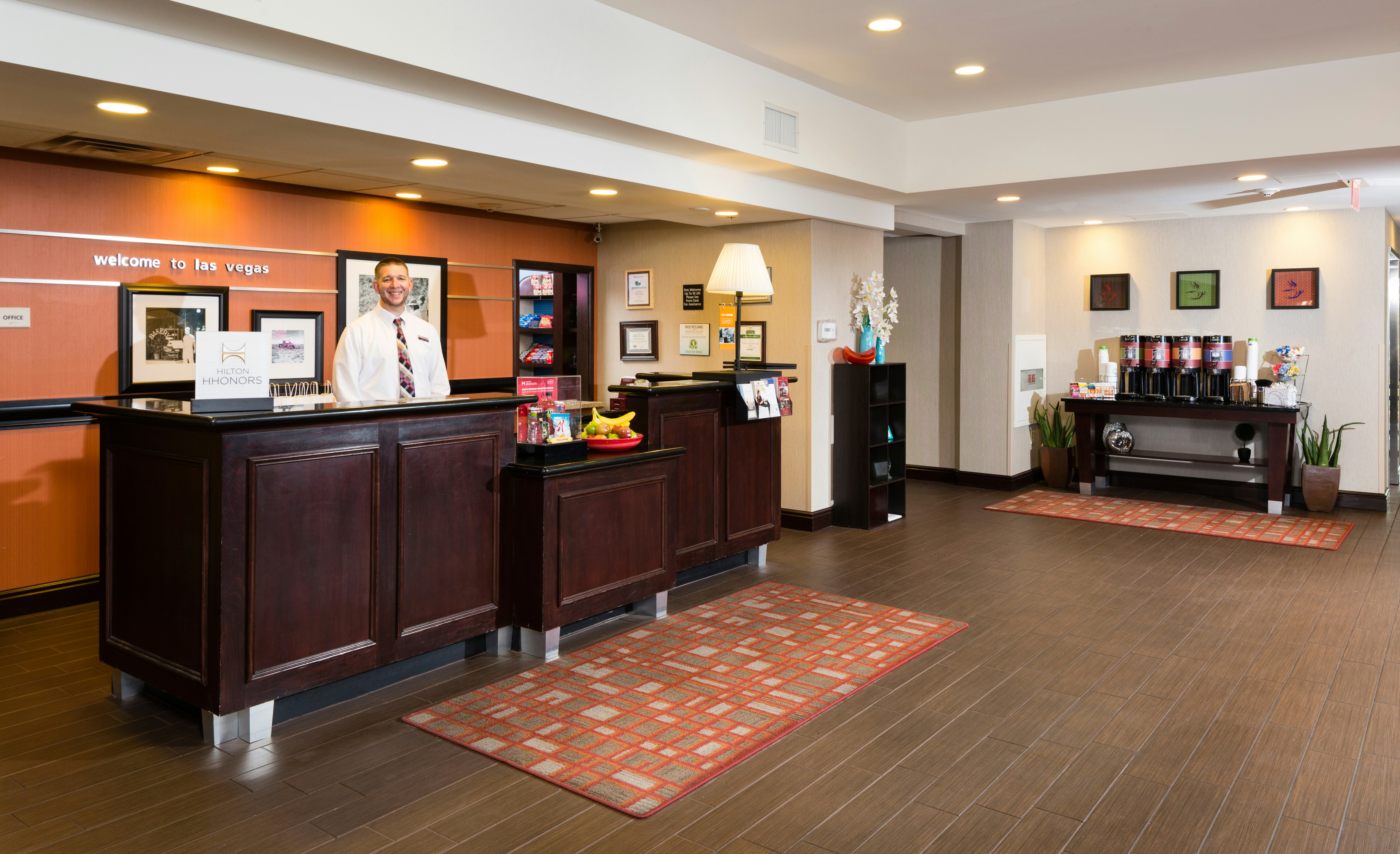 Hampton Inn & Suites Las Vegas South 1/16