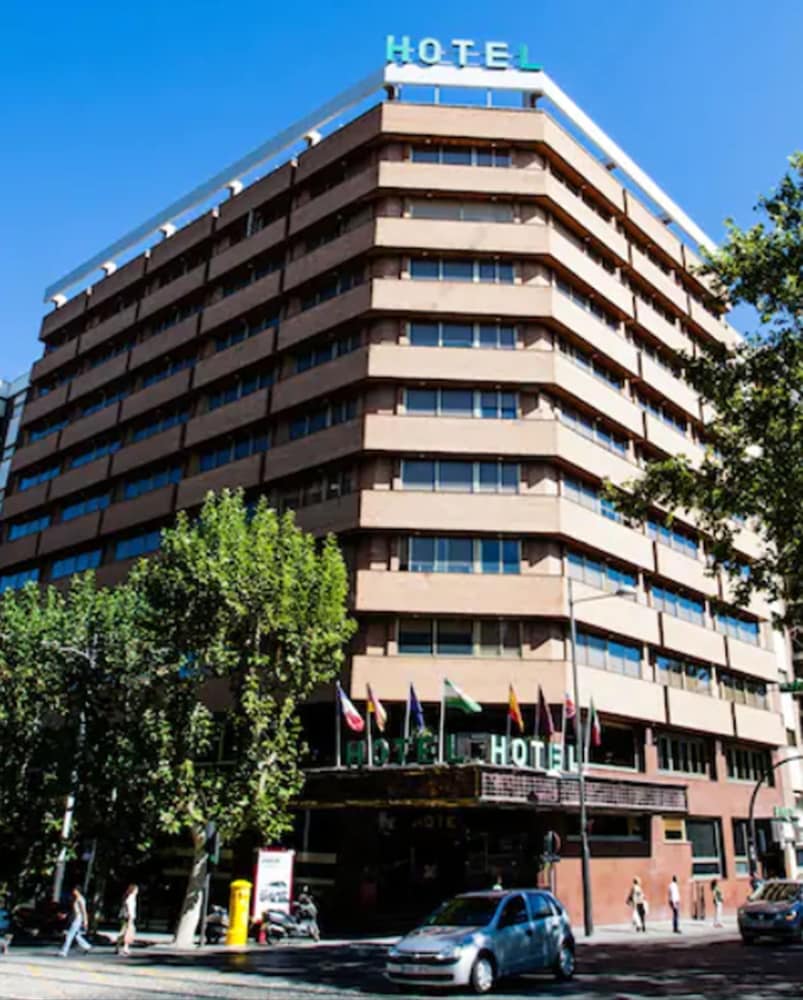 Hotel Condestable Iranzo 1/89