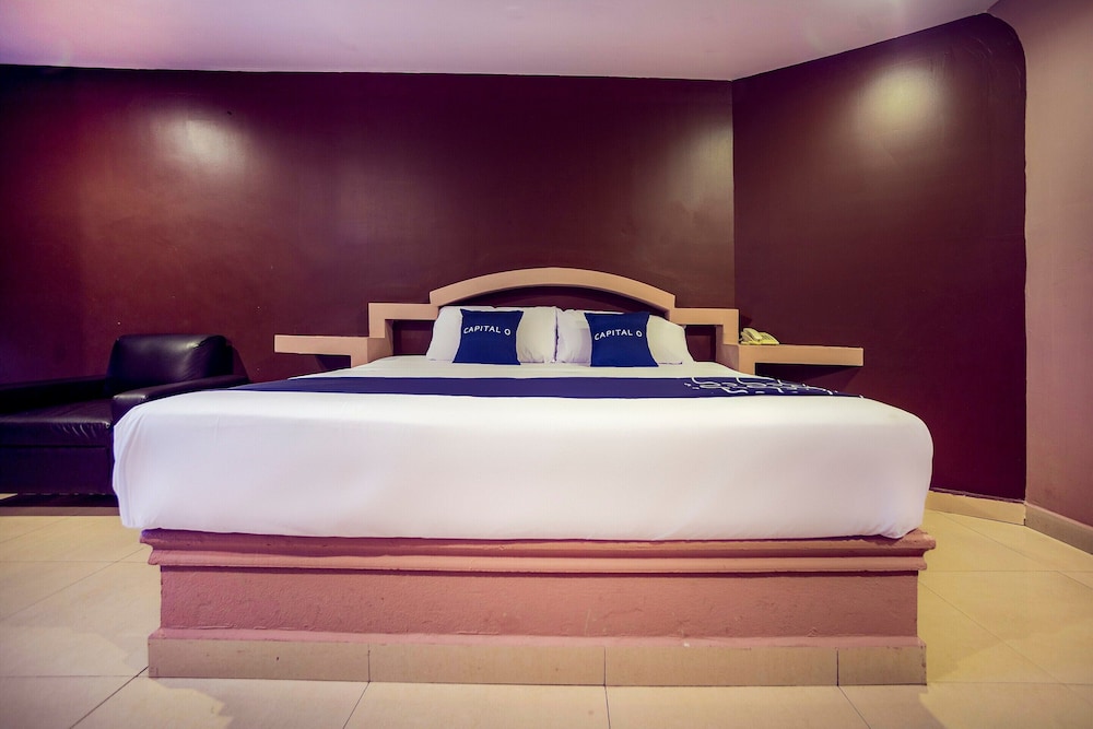 Capital O Hotel Diro Monterrey 17/27