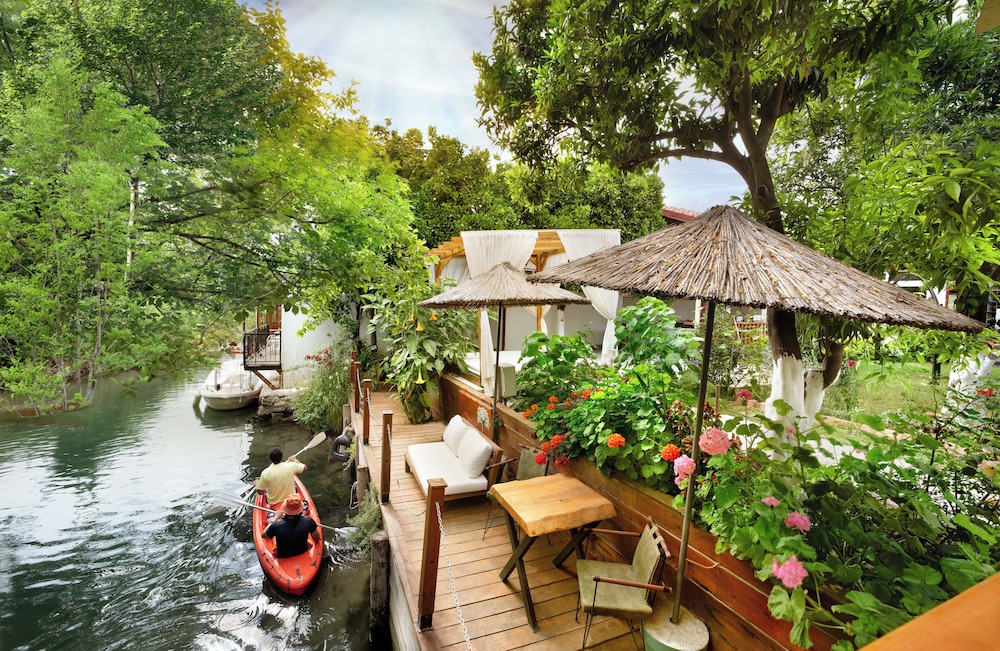 Orange Garden Hotel Akyaka، مرماريس 40/50