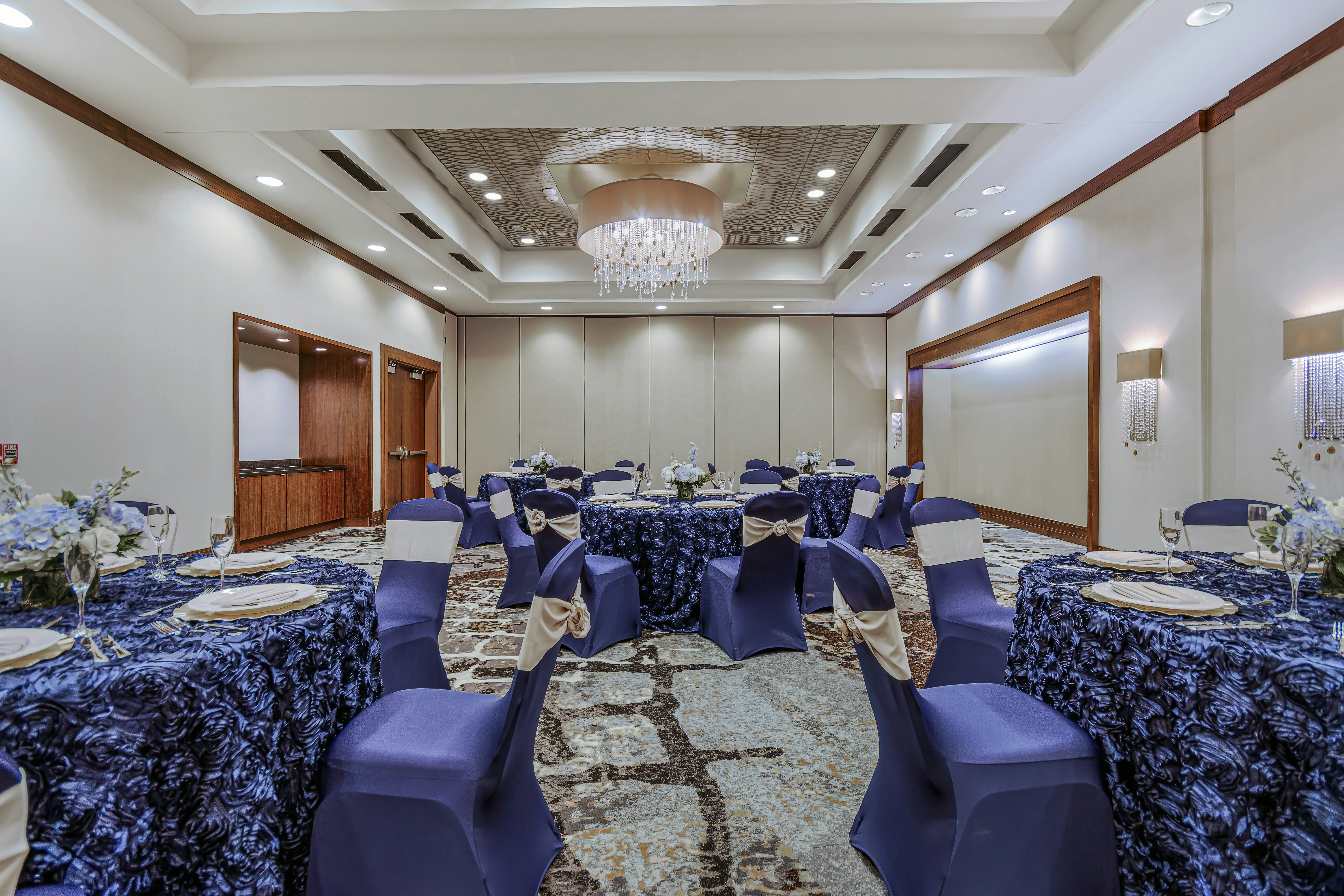 Embassy Suites by Hilton Houston Downtown 66/71