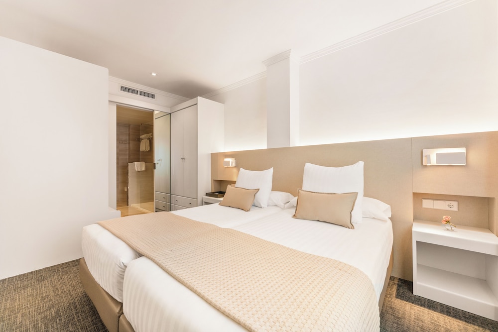 Acacia Suite 11/41